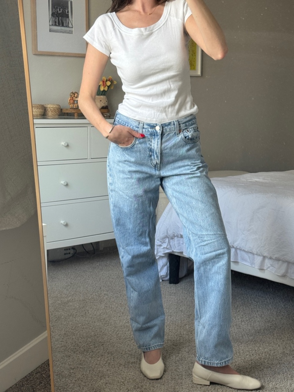 Levi’s Low Pro Light Wash Straight Leg Women’s Jeans